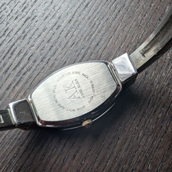 Anne Klein diamond stone silvertone bracelet watch offers welcome - Picture 5 of 8